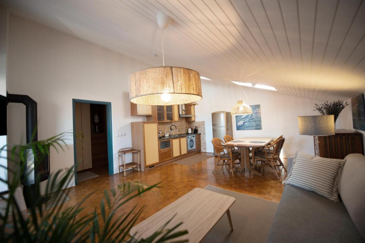 Modra Luna- Apartment With Terrace Ізола Екстер'єр фото